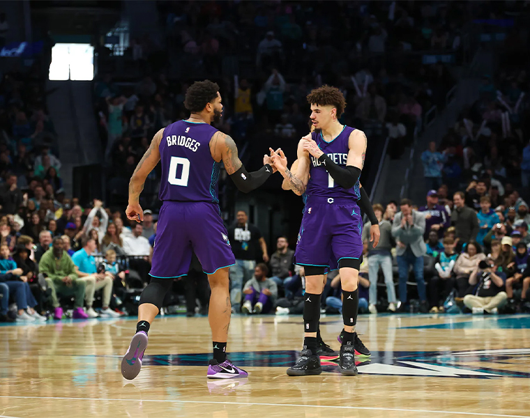 Hornets Stay On Winning Track vs. Dallas